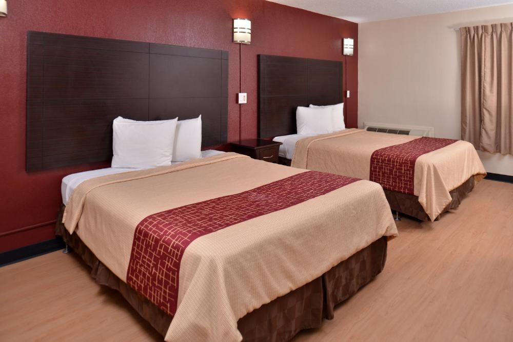 Superior Room with Two Queen Beds Non-Smoking interior